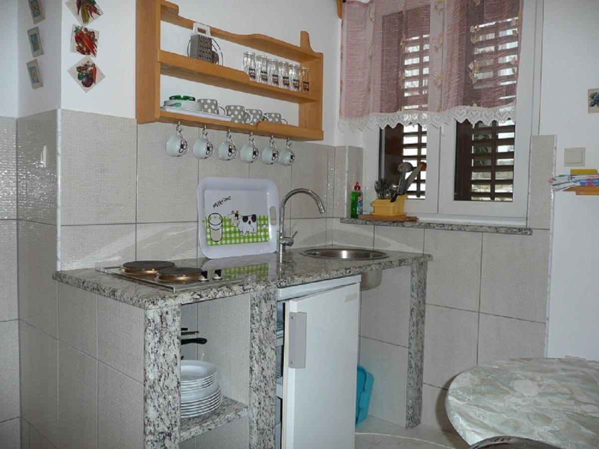 Apartmani Drazena Podgora Ngoại thất bức ảnh